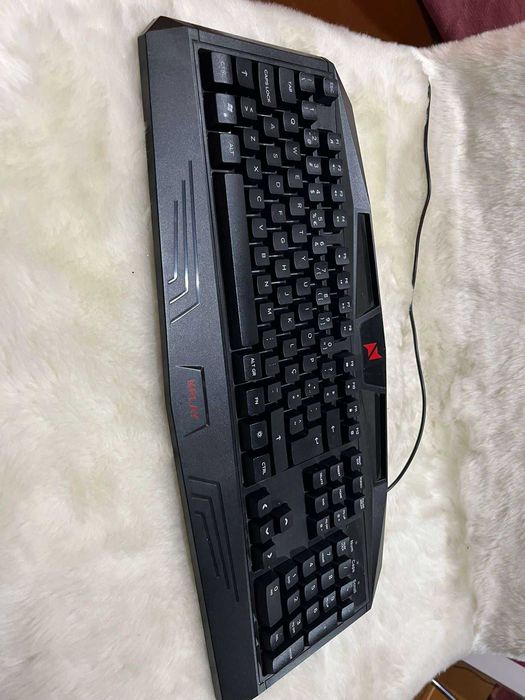 XBOX 360 + Controllers + Games64171724507393124