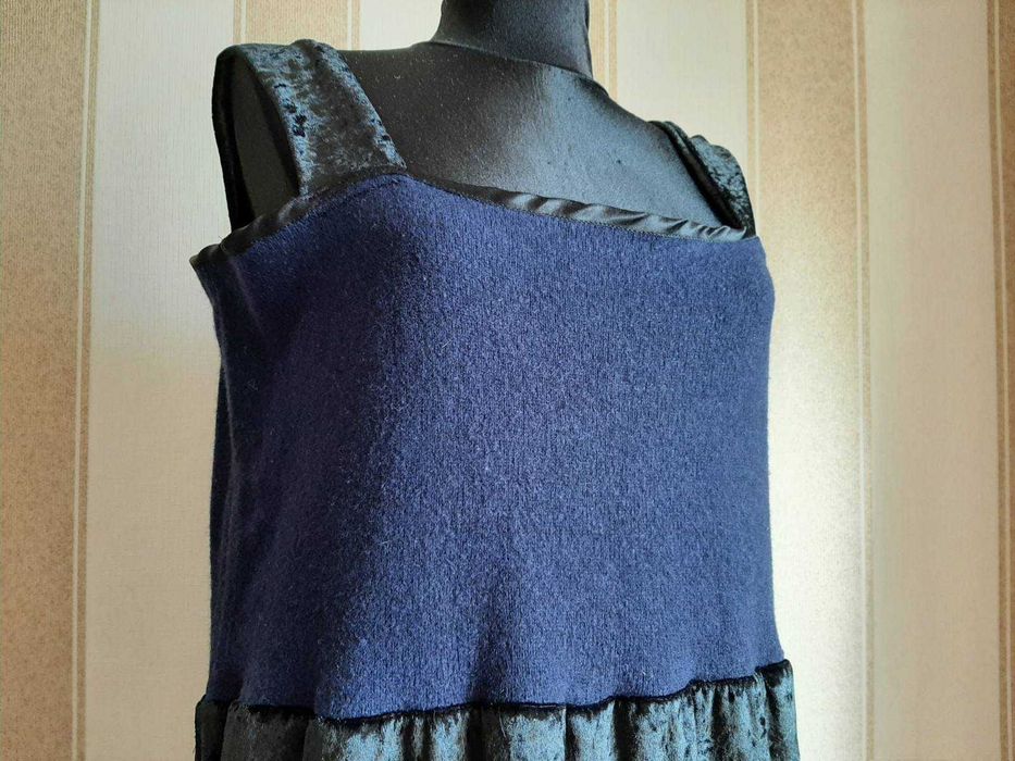 Платье- сарафан теплый, миди.