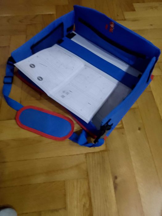 Nowy organizer dla dziecka do auta