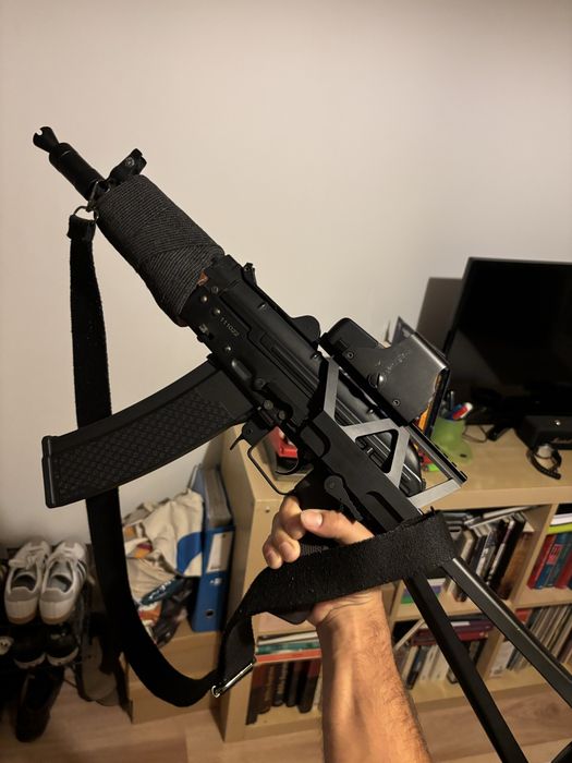 Airsoft ak74u CYMA