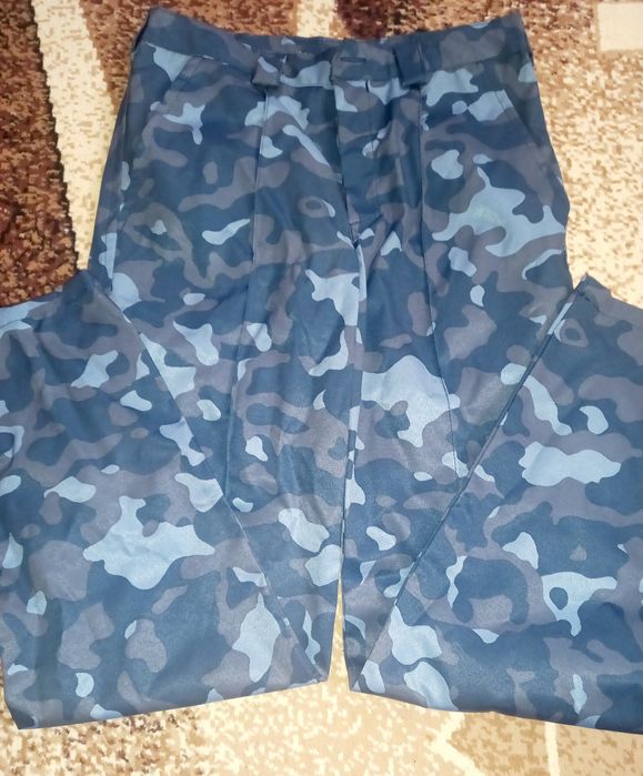 Продам костюм спецодежа комуфляж