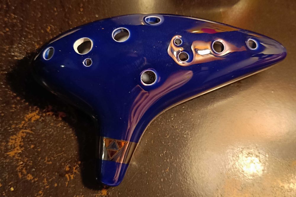 Ocarina - Instrumento Cerâmico com 12 Furos