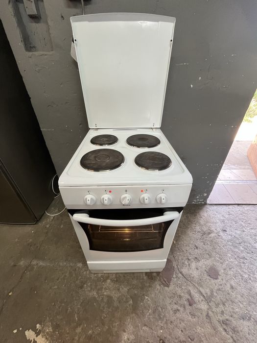 Kuchenka Amica elektryczna 50cm |12msc |Dobry stan |Dowóz