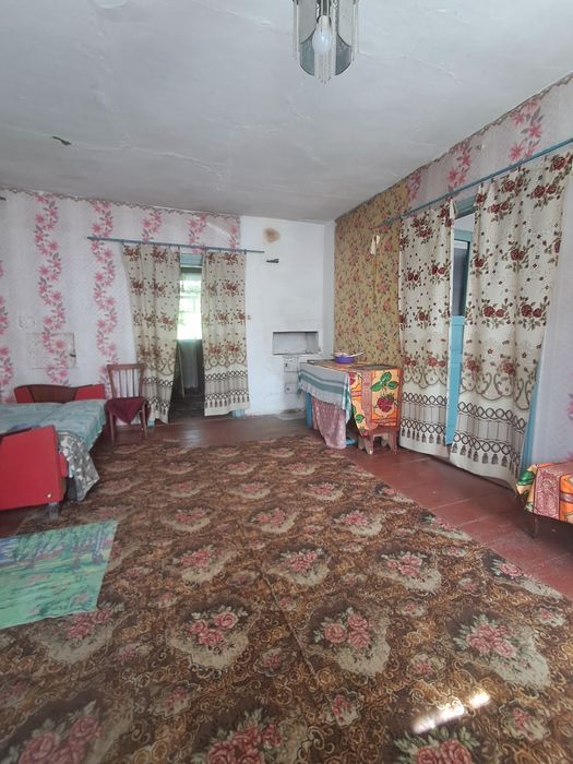 Продам добротний будинок в с.Ходачки Коростенський району