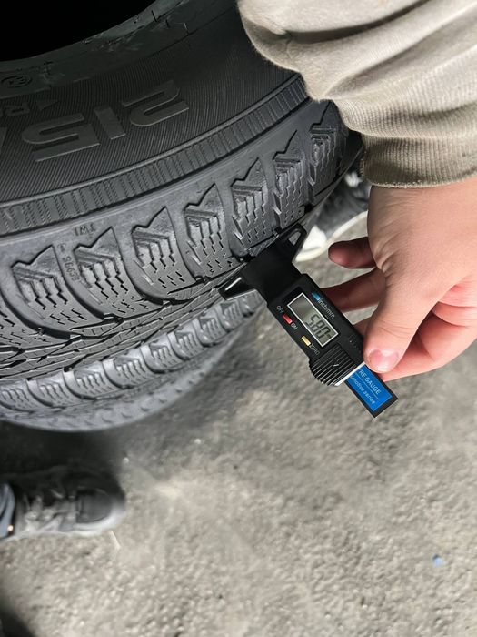 Автошини зимові NOKIAN 215/60/16 (4шт) Резина,Колеса,Гума,Скати,Шини