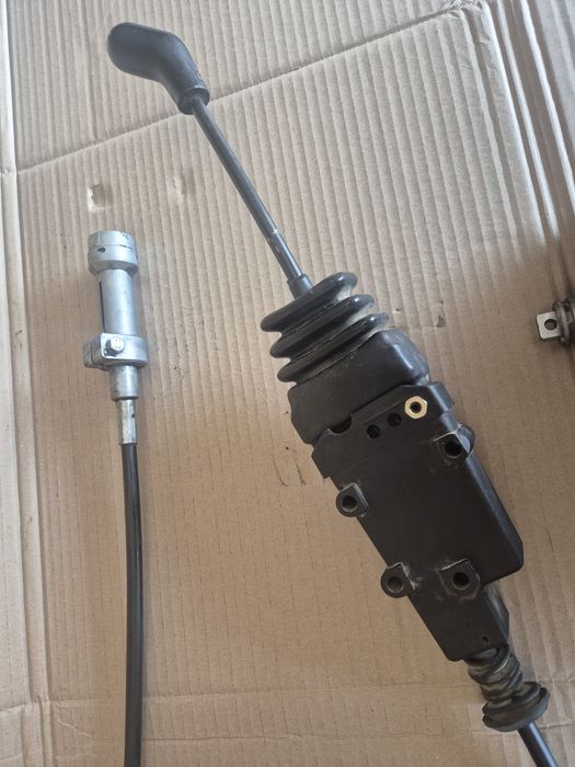 Linka dźwignia sekcja hydrauliczna  Case MXM New Holland Tm 115 120 130 140 150 155 160 165 170 190
