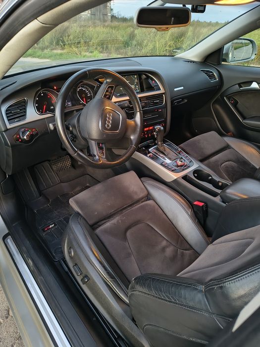 Audi A5 quattro coupe