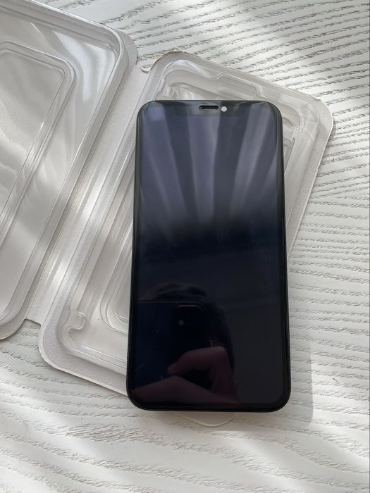 Екран на айфон 11(на запчастини)