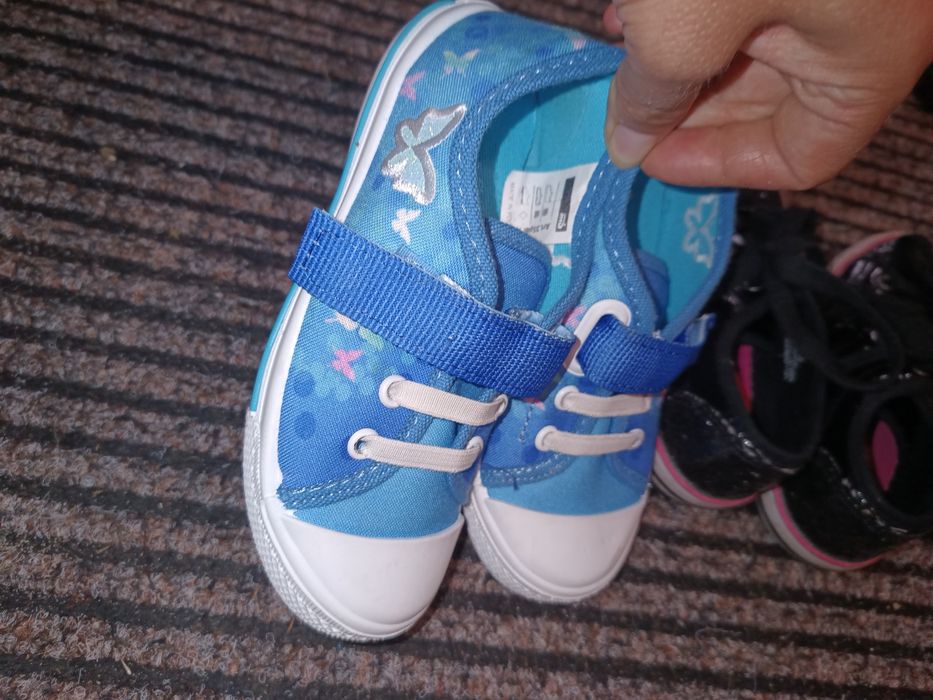 Trampki dla dziewczynki rozmiar 28