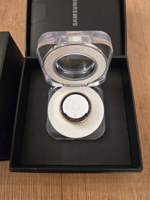 Samsung Galaxy Ring - size 12 Gold