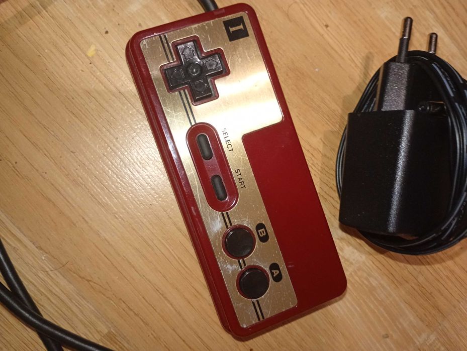 Konsola Nintendo Famicom z procesorem UMC + AV mod