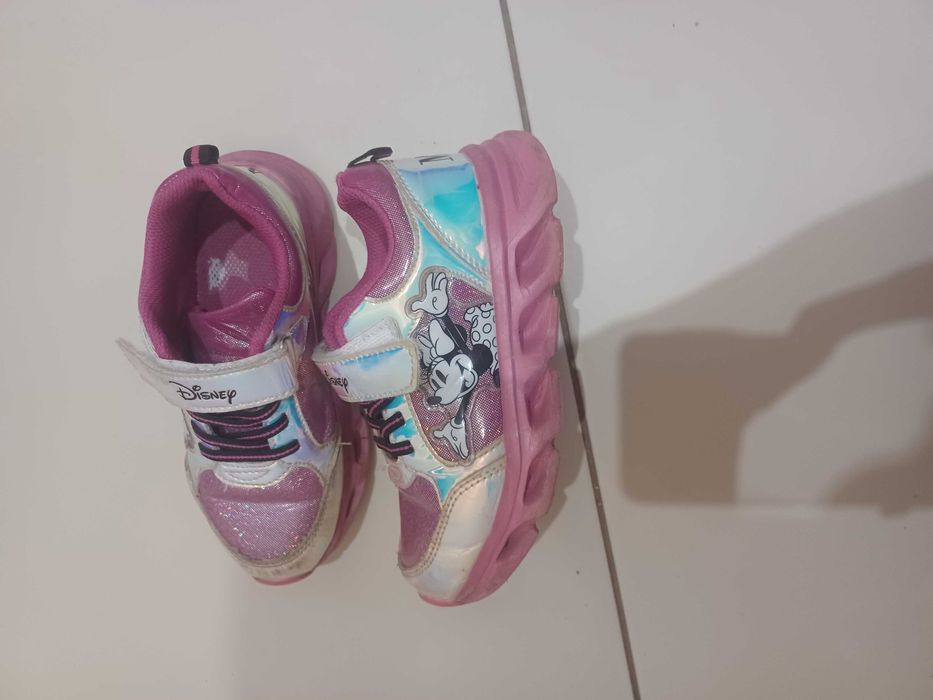 Sprzedam buty dziewczęce