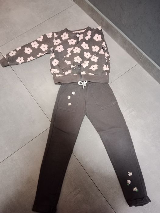 Dres dziewczynka 115 cm. Cudowny