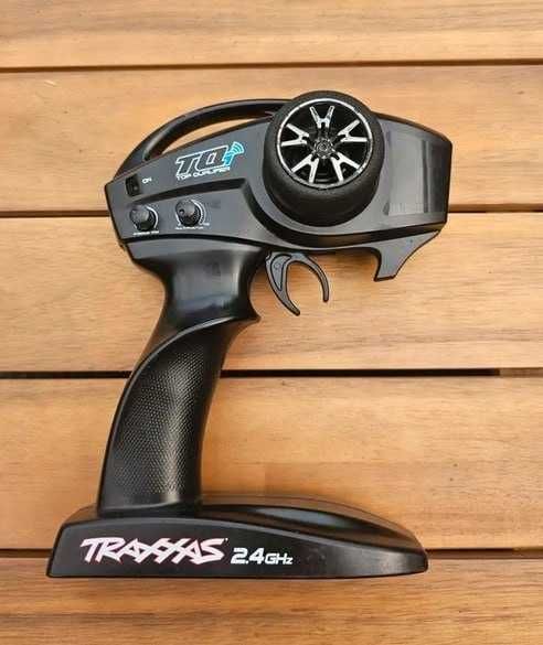 Traxxas Rustler 4x4 VXL RC Kit grande