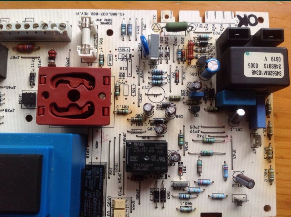 Ремонт газових котлів, конвекторів, колонок, та іншої газоваї техніки.