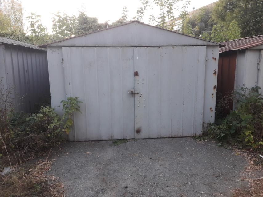 Сдам гараж центр