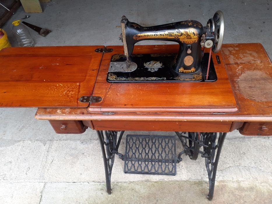 Швейна машинка зінгер