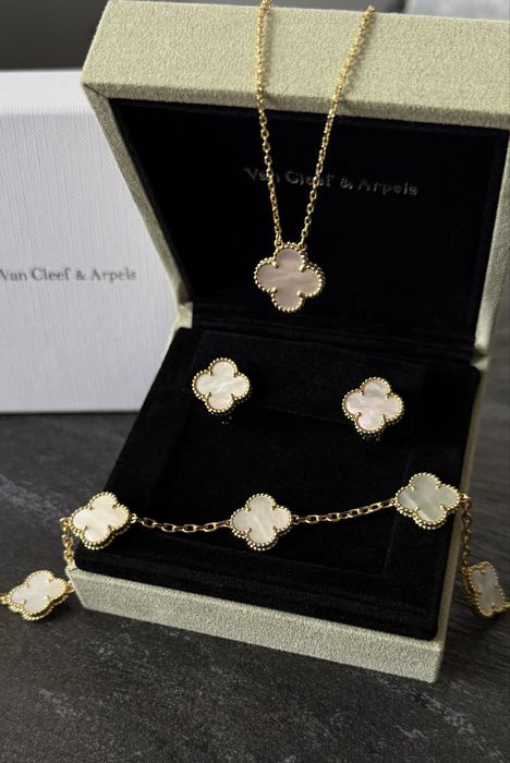 Сережки Van Cleef