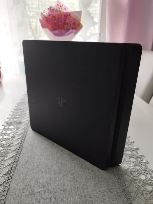 Konsola Sony PlayStation 4