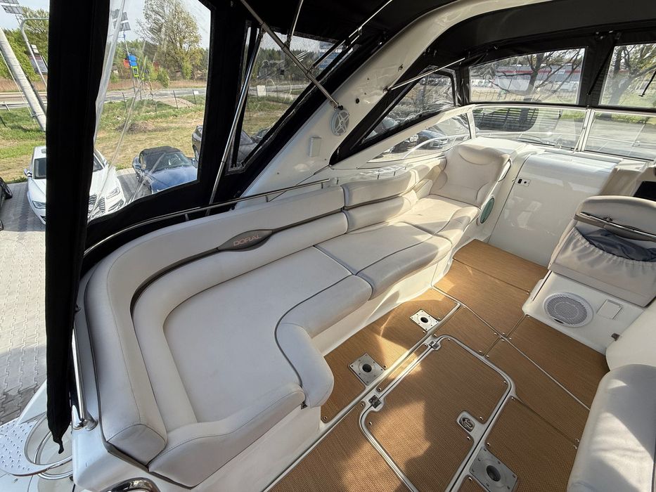 Jacht motorowy Doral Elegante 330SE 2004, 5.7 VOLVO PENTA, IDEALNY