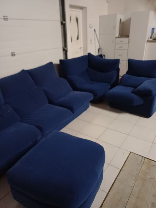 Sofá de canto grande azul