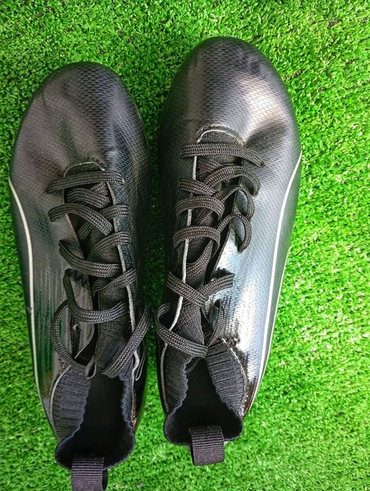 Chuteiras Puma Pretas