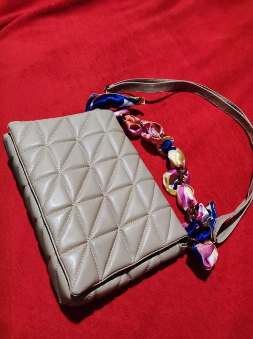 Сумки женские,на плечо и на пояс