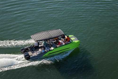 Catamaran KORKYRA 650 NOVO em HDPE