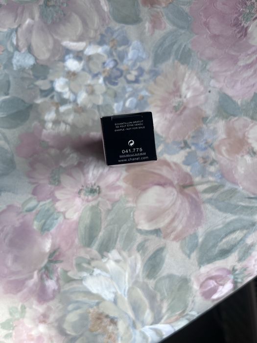 Mini krem Le Lift Chanel