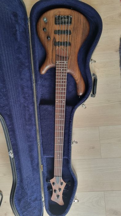 Gitara basowa Mayones BE5