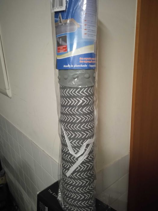 Capa passar a ferro, portátil.