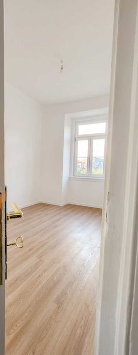 T3 Renovado com Terraço e Vista Cidade - Zona do Castelo (APENAS PARTICULARES)
