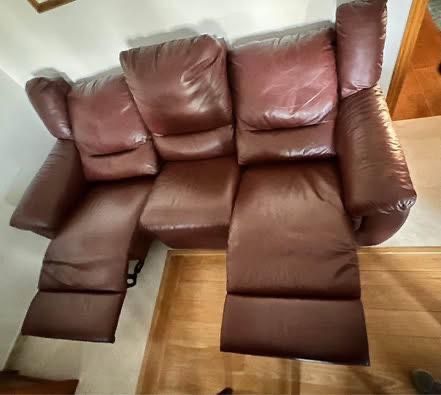 Vendo Sofá em Pele