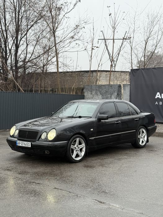 Mercedes E210 3.2 бенз