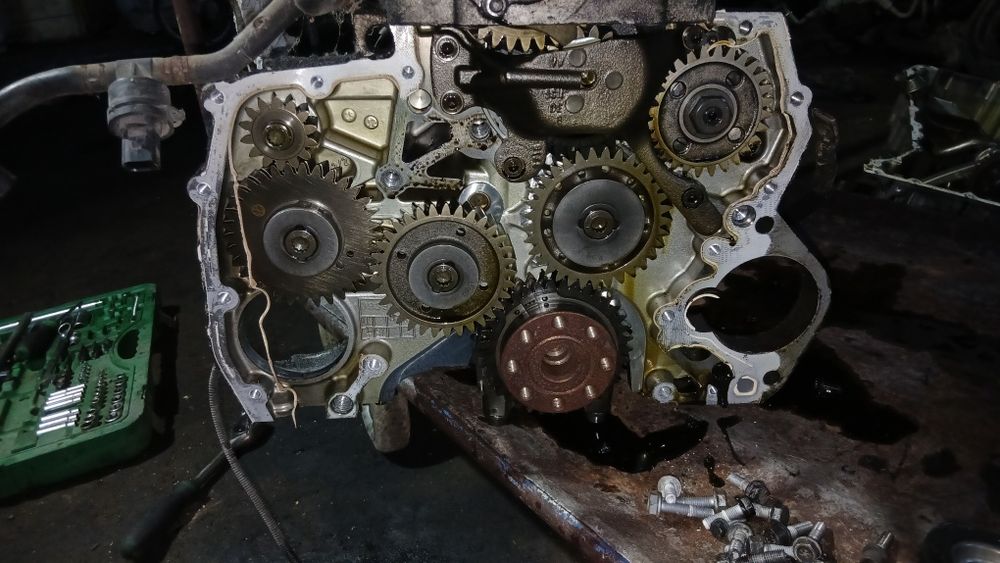 Мотор двигун по запчастинах volkswagen touareg 2.5