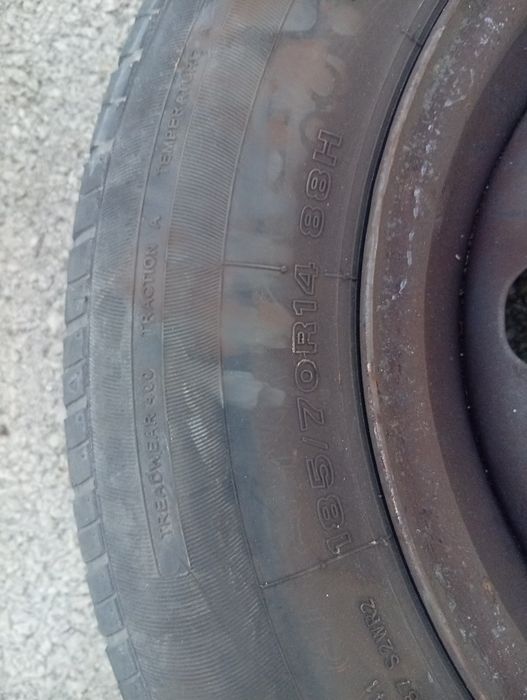 Vendo pneu e jante 14"