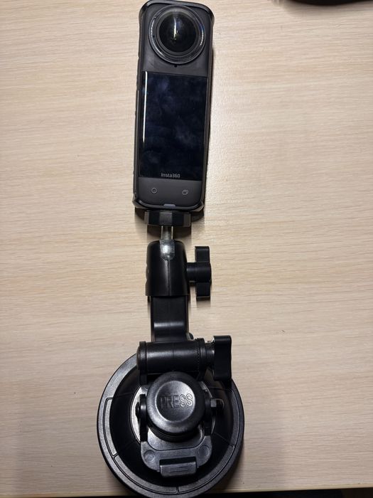 Камера Insta x4 360 + додатковий комплект