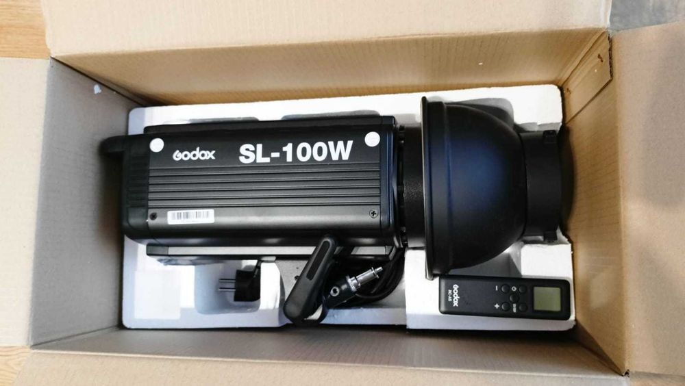 lampy studyjne Godox SL-100 / SL-150