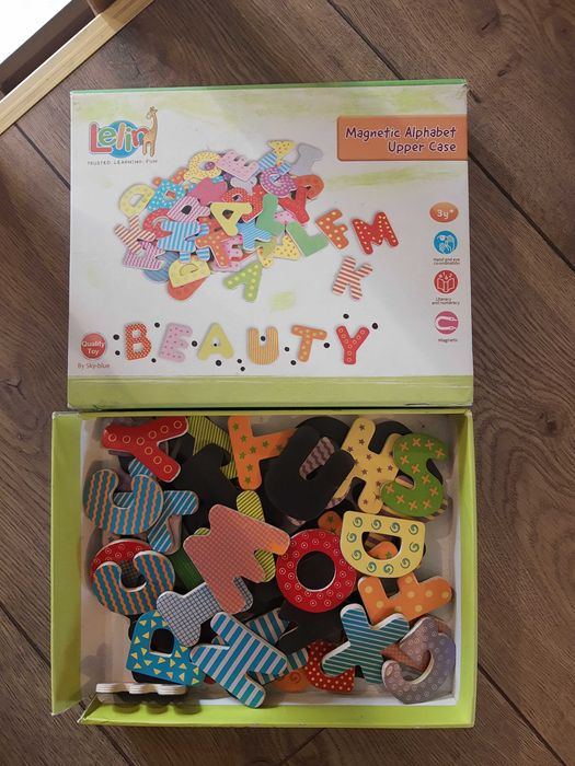 Tablica magnetyczna, kredowa dla dzieci z literkami i liczydłem