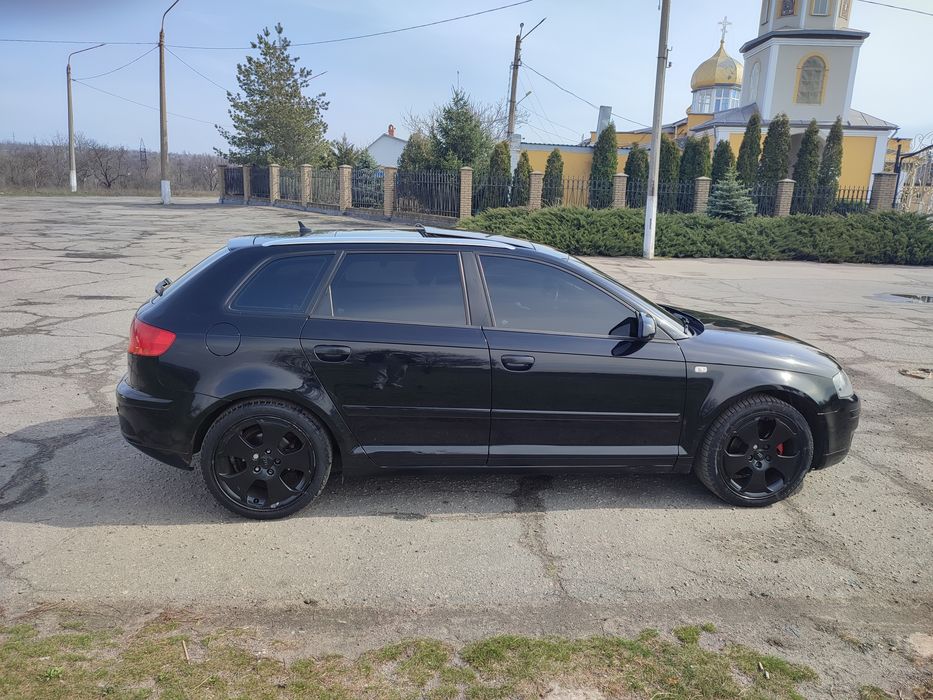 Audi A3 8 (P) Sportbаck 1.6 MPI Avtomat