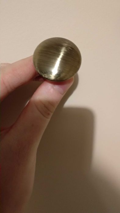 Gałki do mebli, uchwyty, mocowanie. Kpl 75zl