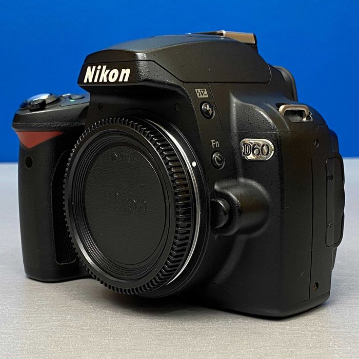 Nikon D60 (Corpo) - 10.2MP