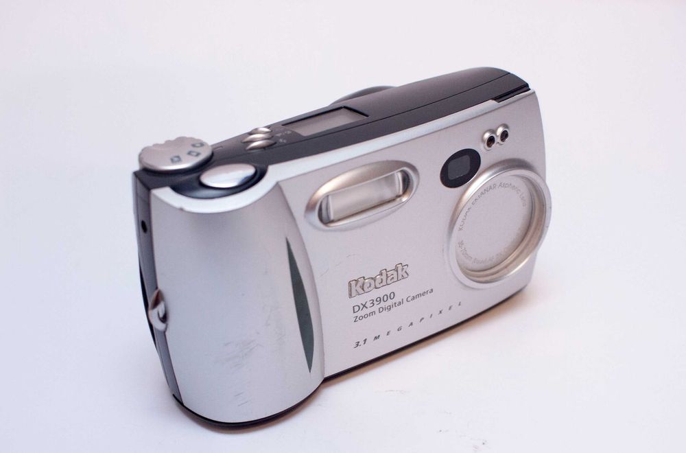 Фотоапарат Kodak DX 3900.