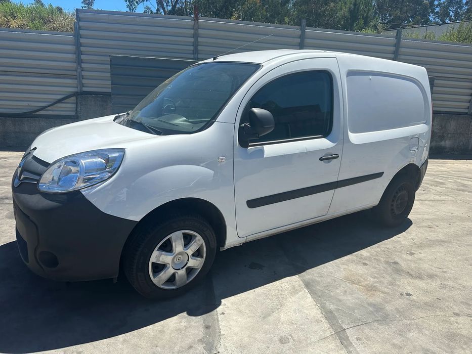 RENAULT KANGOO 1.5 DCI DE 2015 PARA VENDA DE PEÇAS