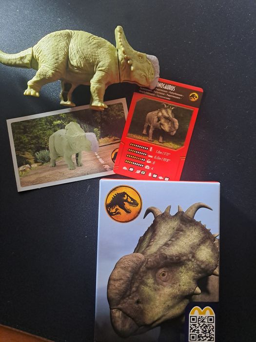 Brinquedo Happy Meal Jurassic World