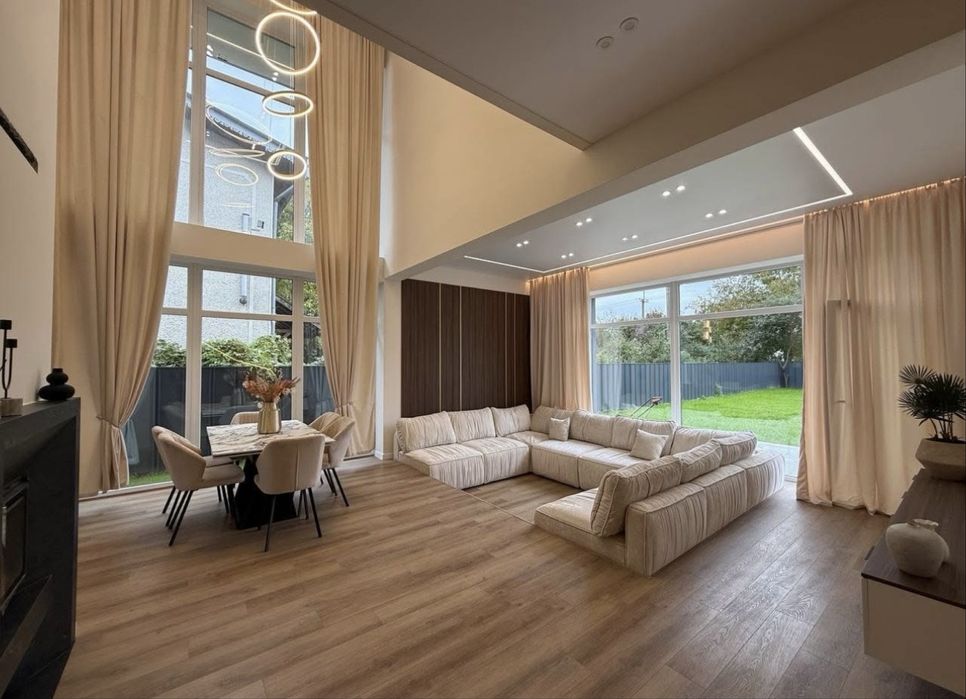 Продаж сучасного будиноку в с. Крихівці