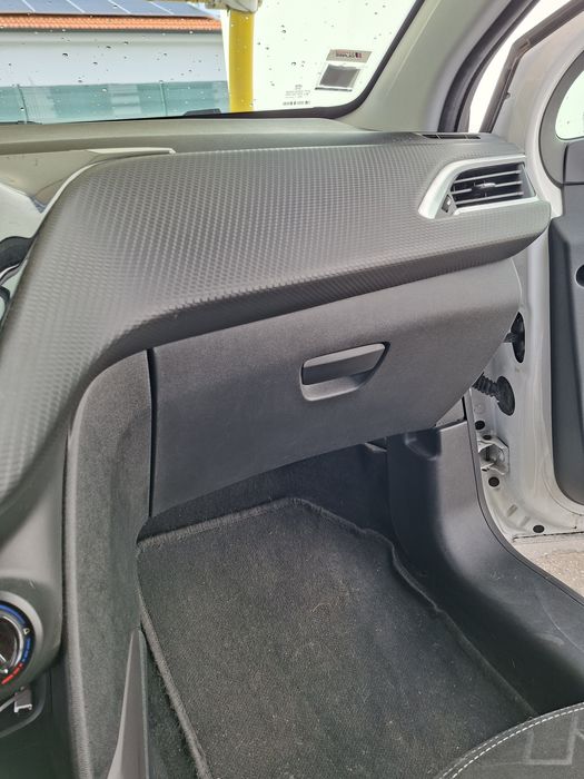 Peugeot 2008 1.2 gasolina