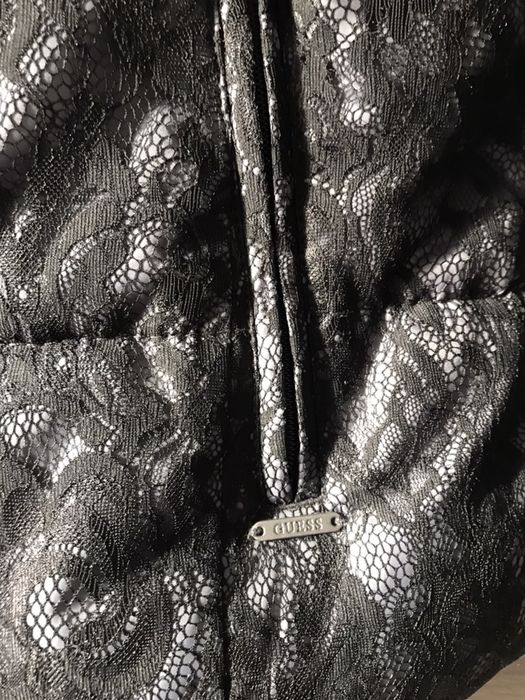 Kurtka puchowa GUESS