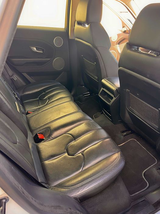 Range Rover Evoque 2.2D 4x4 — photo 4