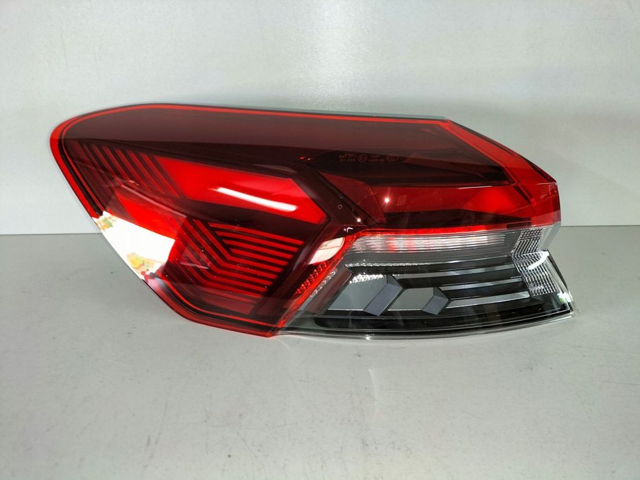 lampa tylna tył lewa audi q4 e-tron 22-